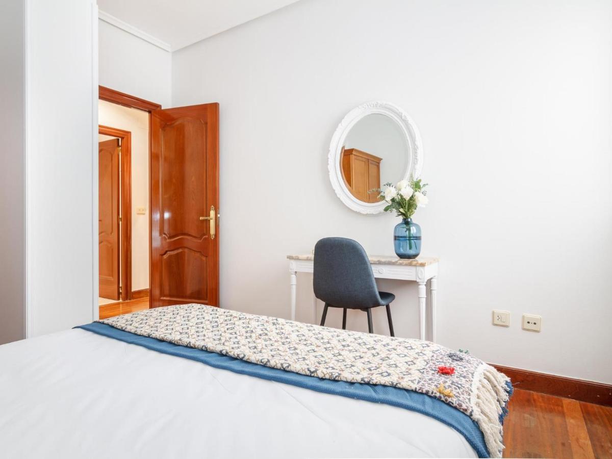 Amplio Y Recien Reformado En Indautxu Apartman Bilbao Kültér fotó